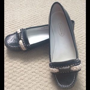 Talbots Navy patent leather loafers